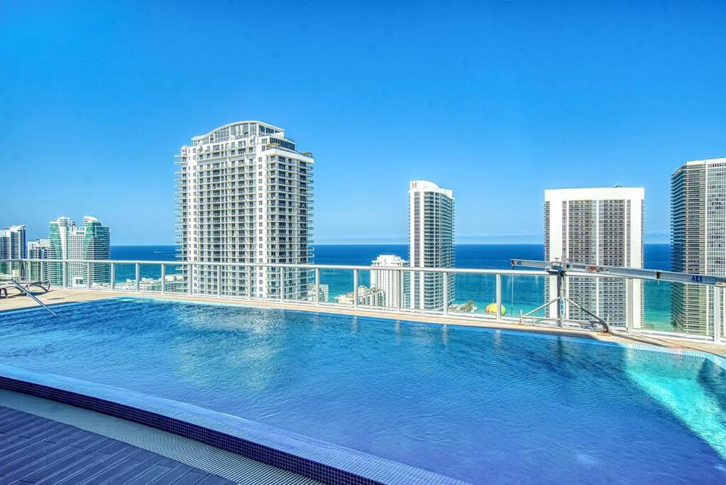 High-Floor Oceanview Apartment Hallandale Beach Extérieur photo